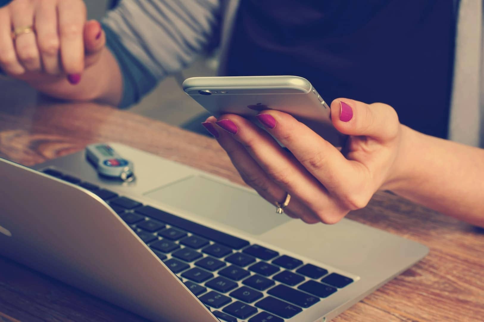 Communication and contact support background